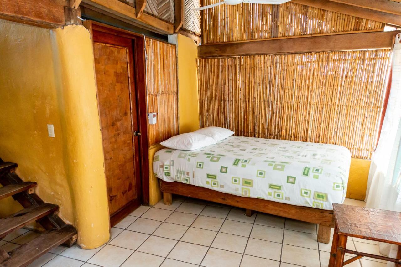 Casa Mexica Bungalows Zihuatanejo Dış mekan fotoğraf