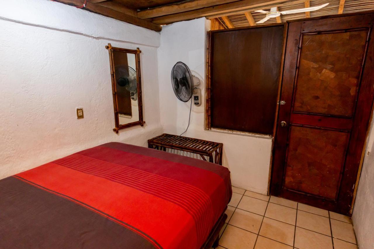 Casa Mexica Bungalows Zihuatanejo Dış mekan fotoğraf