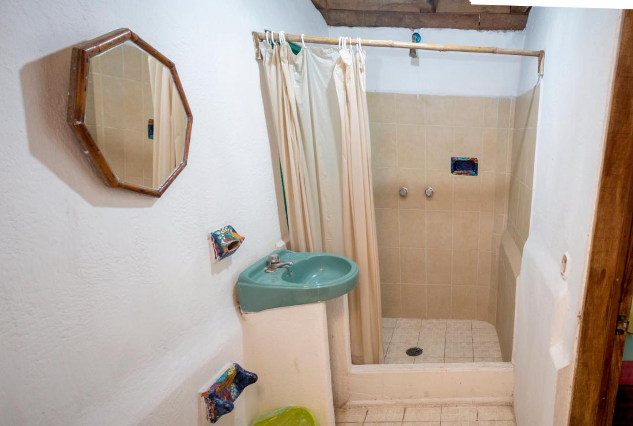 Casa Mexica Bungalows Zihuatanejo Dış mekan fotoğraf