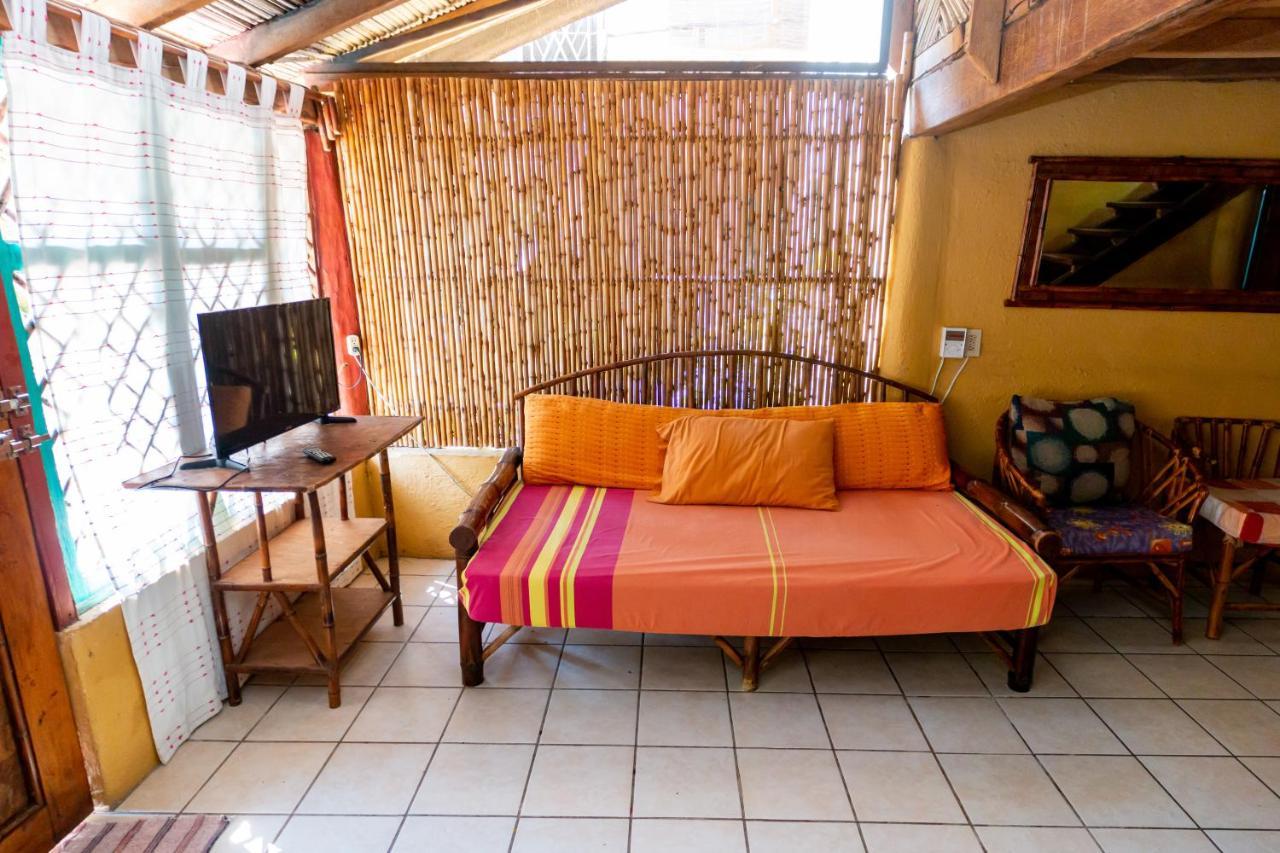 Casa Mexica Bungalows Zihuatanejo Dış mekan fotoğraf