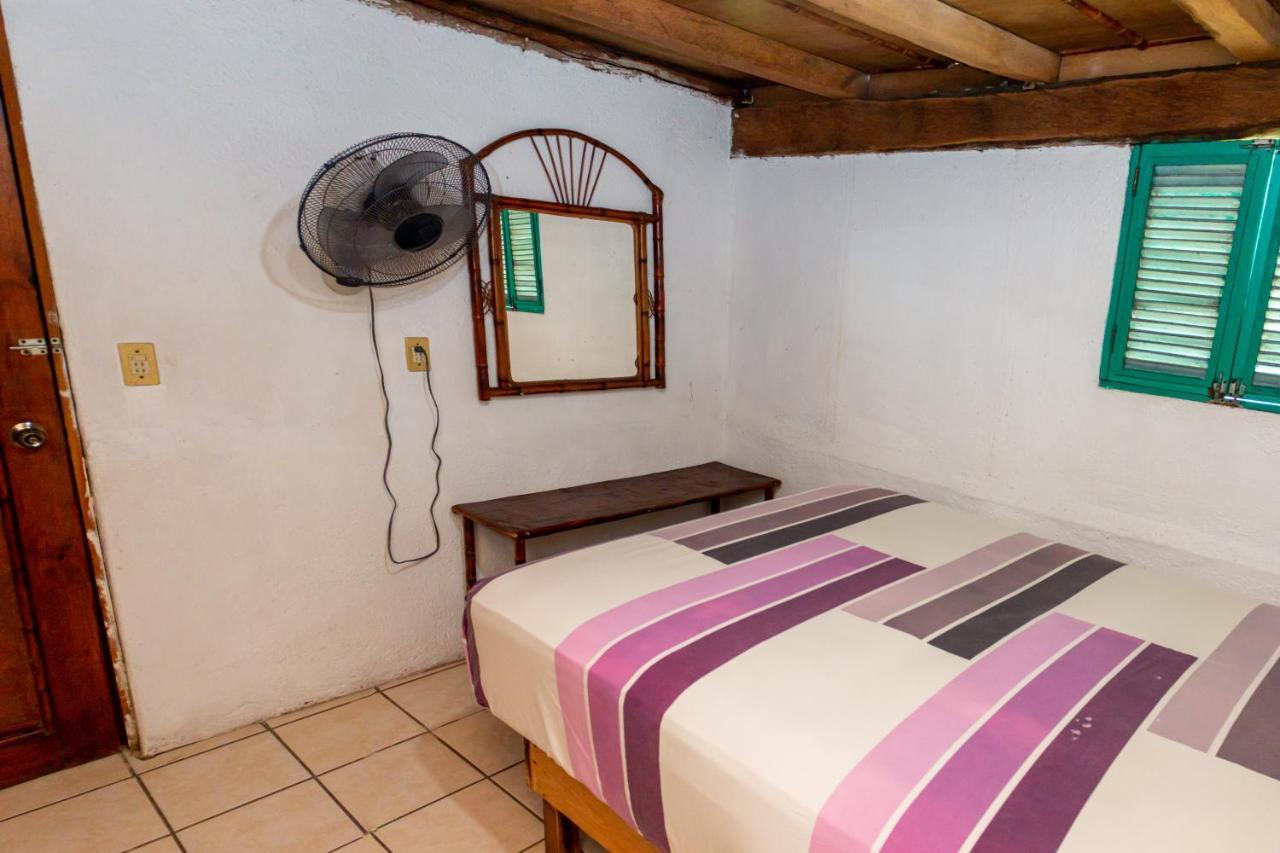 Casa Mexica Bungalows Zihuatanejo Dış mekan fotoğraf